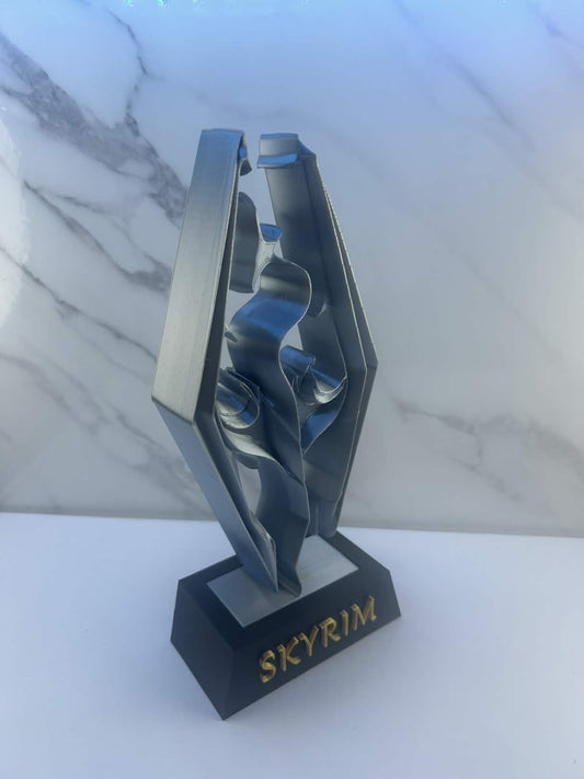 Skyrim - Figurine : Logo avec socle