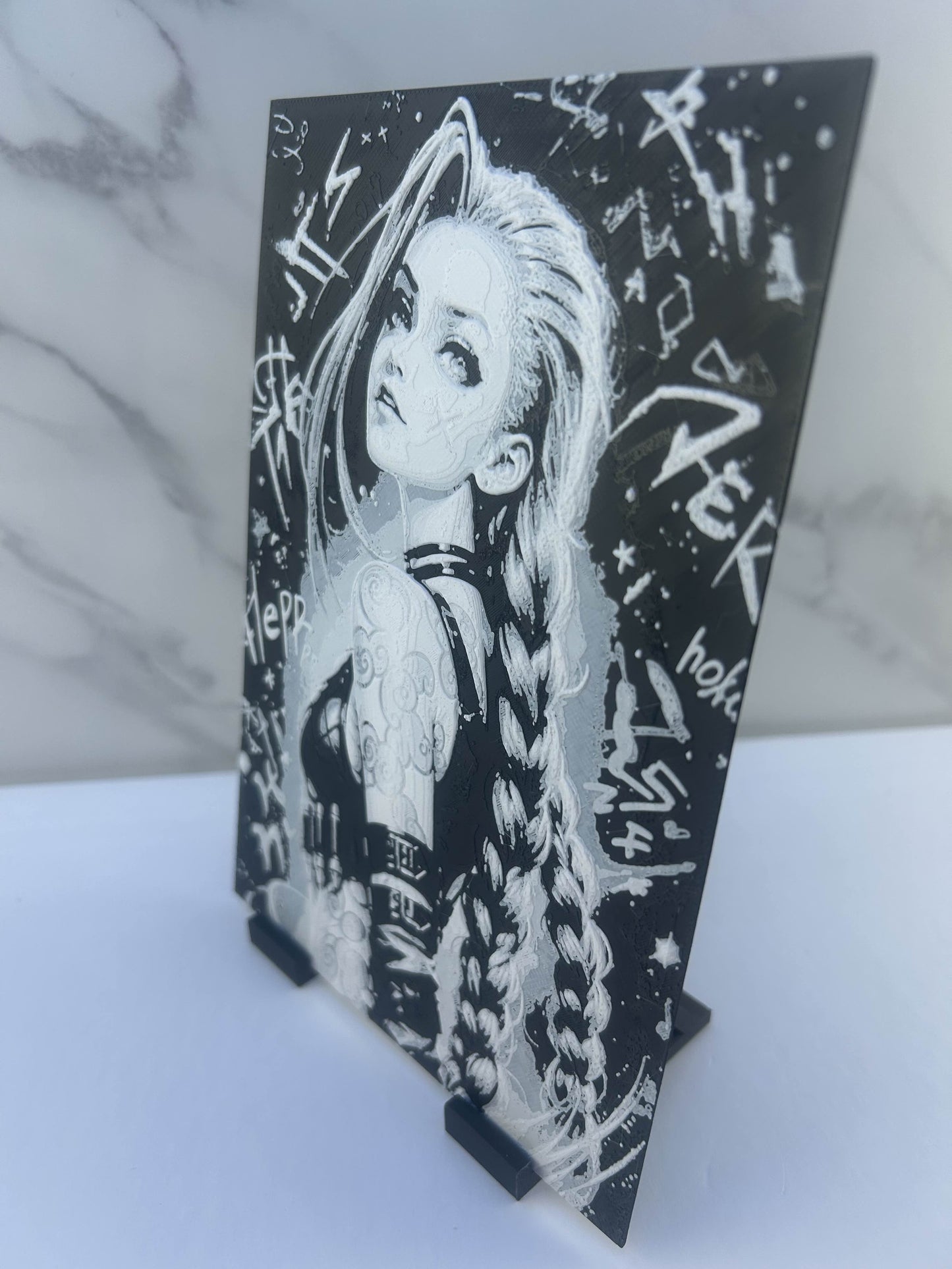 Arcane - Plaque avec Support : Jinx