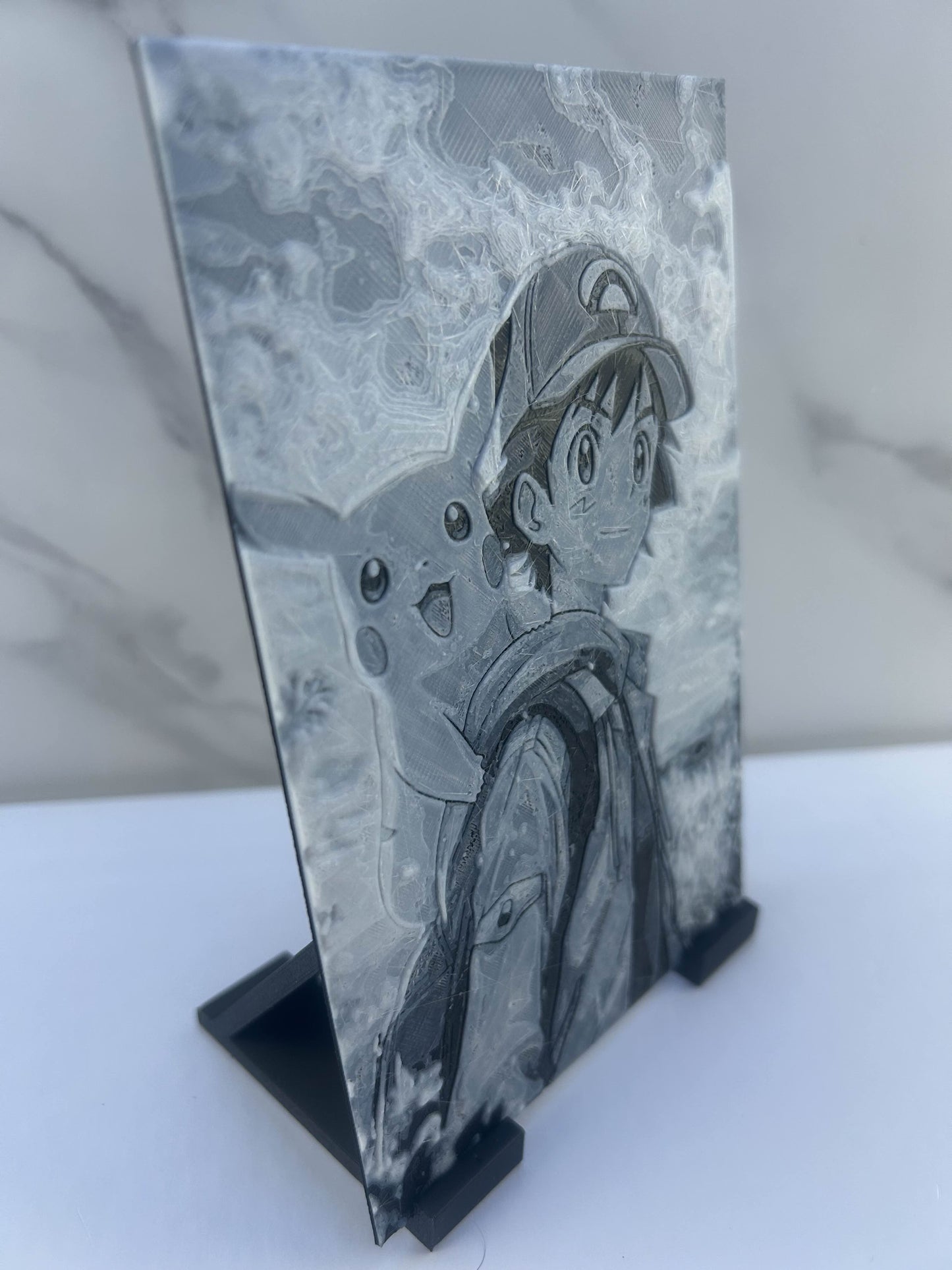 Pokémon - Plaque avec Support : Sacha & Pikachu