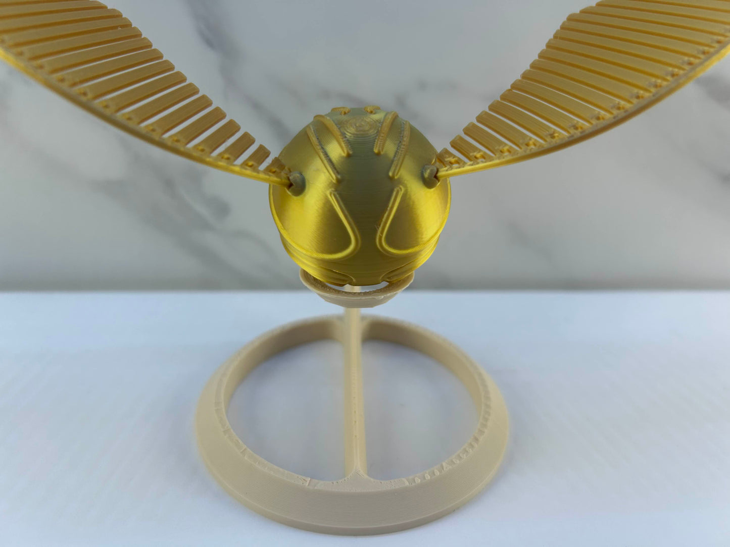 Harry Potter - Réplique avec Support : Vif d'Or